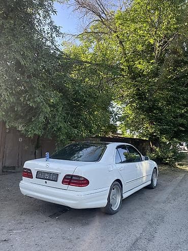 Продажа авто: Mercedes-Benz E-Class: 2001 г., 3.2 л, Механика, Бензин, Седан — 8