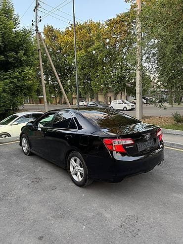 corolla 2016: Toyota Camry: 2012 г., 2.5 л, Автомат, Седан — 4