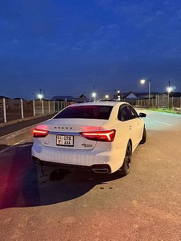 xpeng p7: Roewe i6 Max: 2021 г., Седан — 3