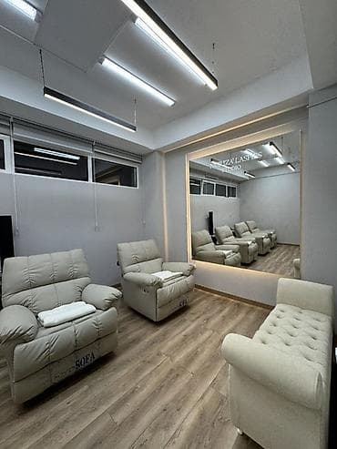 Цена Договорная Кресла-реклайнеры для салона красоты/студии Срочно