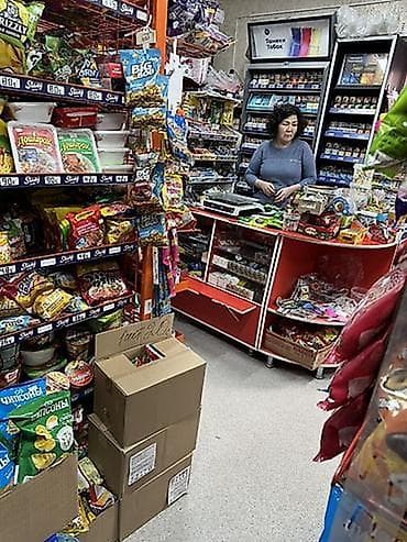 продуктовый магазин: 12 мкр Продается готовый бизнес, продуктовый магазин Площадь: 37м2 — 4