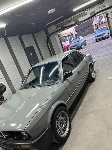 беха 3: BMW 3 series: 1986 г., 3 л, Механика, Бензин, Седан — 6
