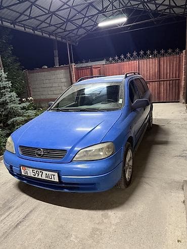 Opel Astra: 2001 г.