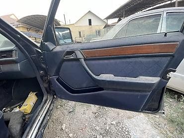 салон автомобиля: Продаю Комплект салона для автомобиля Mercedes-Benz W124 (седан) Очень — 6