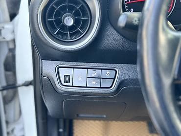 автомаи: Kia K3: 2018 г., 1.6 л, Автомат, Бензин, Седан — 8