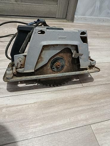 дисковая пила по дереву: Циркулярные электропилы Б/у, От электросети — 1
