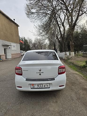 равон 3: Renault Logan: 2017 г., Седан — 3