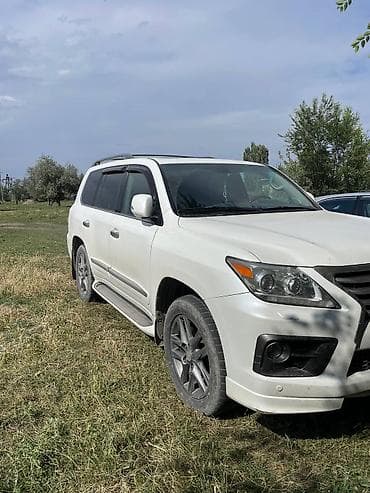 Lexus LX: 2014 г., 5.7 л, Автомат, Бензин, Внедорожник — 2