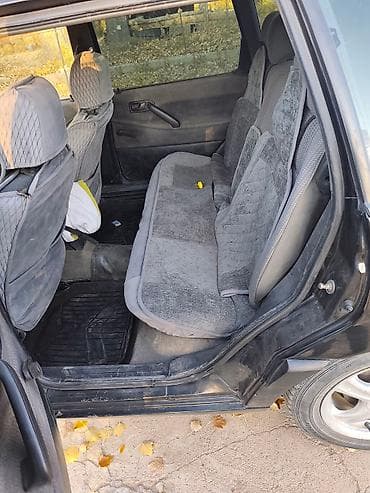 т3 транспортер: Volkswagen Passat Variant: 1992 г., 1.8 л, Ручные, Бензин, Универсал — 4