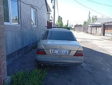 корзина мерс: Mercedes-Benz W124: 1994 г., 2 л, Ручные, Бензин, Седан — 4