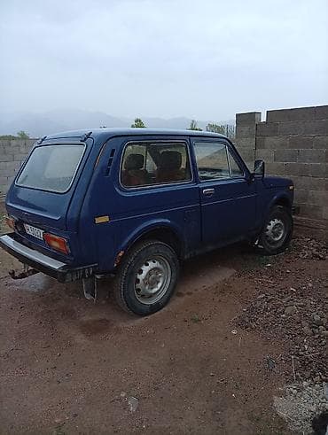 торпеда на ниву: ВАЗ (ЛАДА) 2121 (4x4): 1986 г., 1.8 л, Механика, Бензин, Внедорожник — 6