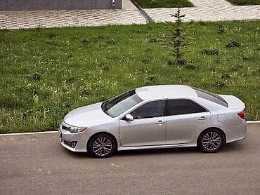 Toyota Camry: 2012 г., 2.5 л, Автомат, Бензин, Седан at lalafo.kg Toyota Camry: 2012 г., 2.5 л, Автомат, Бензин, Седан