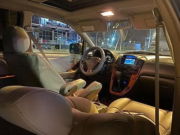 q 7: Lexus RX: 1999 г., 3 л, Автомат, Бензин, Кроссовер — 5