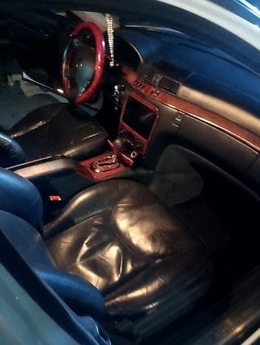 w220 салон: Mercedes-Benz S-Class: 2001 г., 5 л, Автомат, Бензин, Седан — 4