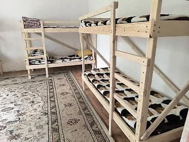 сдаю 1 комнату с подселением: Сдается хостел на первом этаже. позвонить на этот номер — 4