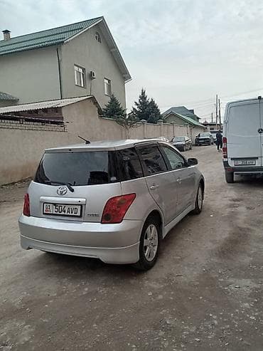 platz vitz: Toyota Ist: 2002 г., 1.3 л, Автомат, Бензин, Хэтчбэк — 3