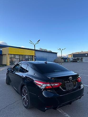 пресс для авто: Toyota Camry: 2019 г., 2.5 л, Автомат, Бензин, Седан — 2