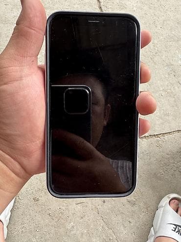 IPhone Xs, Б/у, 64 ГБ, Золотой, Чехол, 70 % at lalafo.kg IPhone Xs, Б/у, 64 ГБ, Золотой, Чехол, 70 %