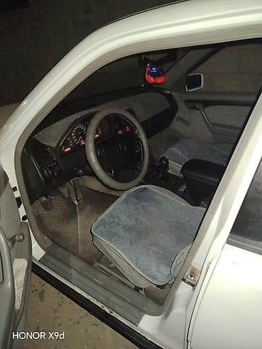hero 4: Mercedes-Benz C-Class: 1995 г., 2.2 л, Механика, Бензин, Седан — 10