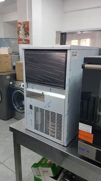 оборудование для мороженного: БОЛЬШОЙ ВЫБОР ЛЕДОГЕНЕРАТОРОВ!!!! Для кубикового, пальчикового — 2