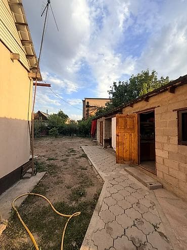 Недвижимость: Продается домв доме 4 комнаты, зал,санузел, кухня, в доме полы — 3