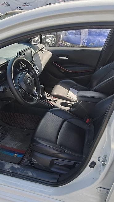 corolla e120: Toyota Corolla: 2021 г., 1.8 л, Вариатор, Гибрид, Седан — 7