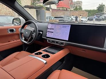 byd e9: Lixiang L6: 2025 г., 1.5 л, Автомат, Гибрид, Кроссовер — 8