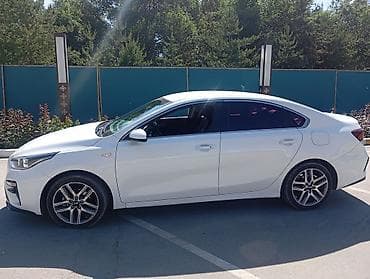 kia ceet: Kia K3: 2020 г., Седан — 8
