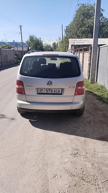 transporter multivan: Volkswagen Touran: 2005 г., 1.6 л, Механика, Дизель, Минивэн — 2