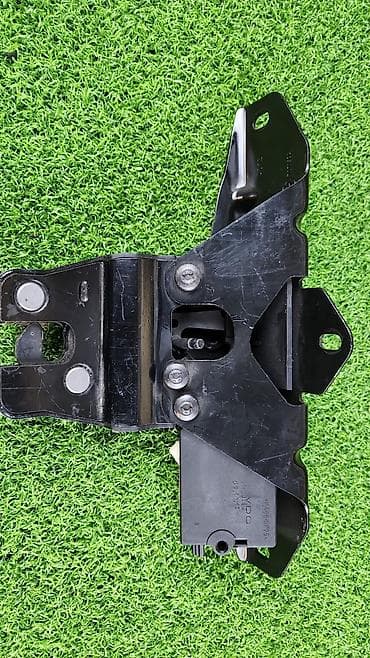 bmw x5 e70: Замок багажника BMW 2010 г., Б/у, Оригинал, Германия — 5