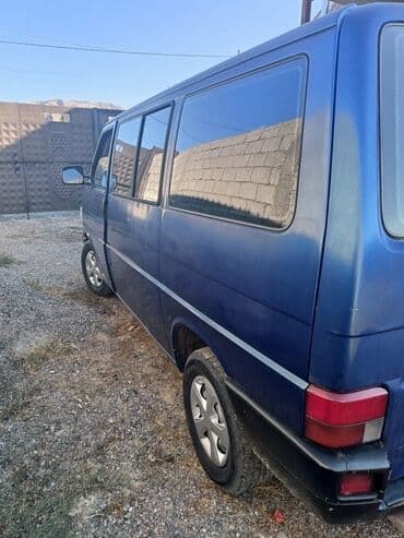 обмен с доплатой: Volkswagen Transporter: 1992 г., 2.4 л, Механика, Дизель, Минивэн — 2