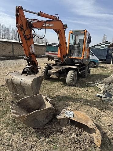 gx 470 2008: Экскаватор, Doosan, Колесный — 1