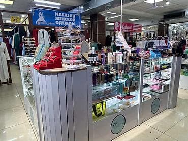 Островок LOVE BEAUTY — косметика и бижутерия Продается витрина в