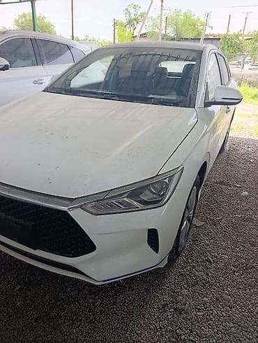 BYD E2: 2021 г., 0.1 л, Робот, Электромобиль, Хэтчбэк