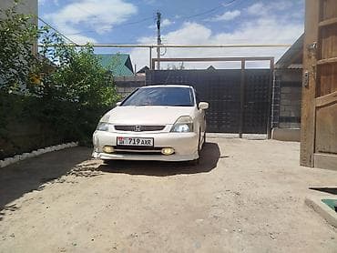 Honda Stream: 2002 г., 2 л, Универсал