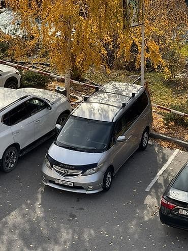 camry 55: Honda Elysion: 2004 г., 3 л, Автомат, Газ, Минивэн — 2