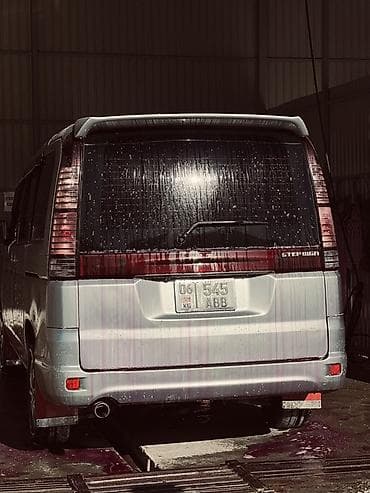 Продажа авто: Honda Stepwgn: 2005 г., 2 л, Автомат, Бензин, Минивэн — 5
