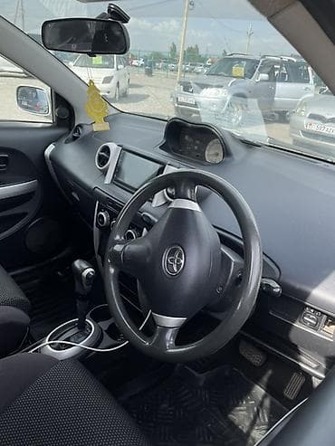 mini kooper: Toyota Ist: 2002 г., 1.3 л, Автомат, Бензин, Хэтчбэк — 6