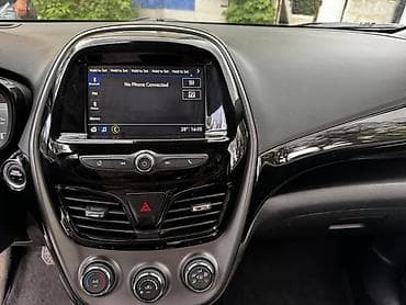 Chevrolet Spark: 2021 г., 1 л, Автомат, Бензин, Хэтчбэк — 10