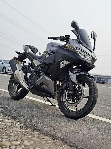 Спортбайк Kawasaki, 400 куб. см, Бензин, Взрослый, Б/у at lalafo.kg Спортбайк Kawasaki, 400 куб. см, Бензин, Взрослый, Б/у