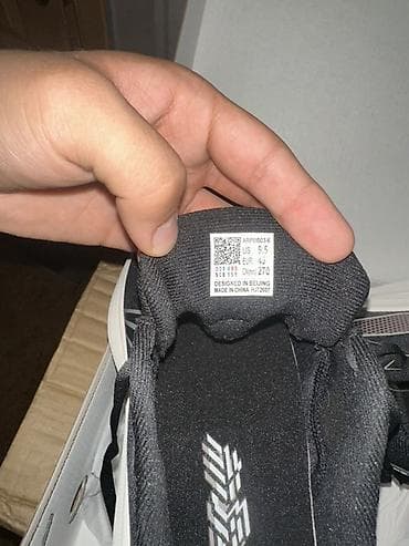 Мырзалардын бут кийими: Li Ning Оригинал продаю иза того что размер не подходит - Размер — 3