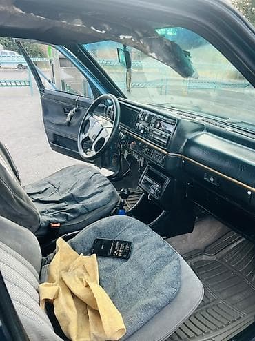 640 d bmw: Volkswagen Jetta: 1980 г., 1.6 л, Механика, Бензин, Седан — 3