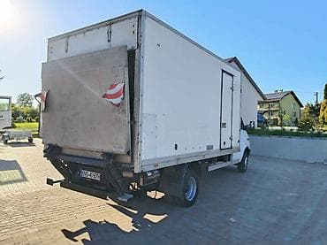 рихтовка спринтер: Городской фургон Mercedes‑Benz Sprinter (цельнометаллический — 5