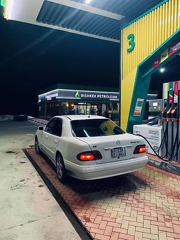хундай аванте 1: Mercedes-Benz E-Class: 2001 г., 2.2 л, Кол менен иштөөчү, Бензин, Седан — 2