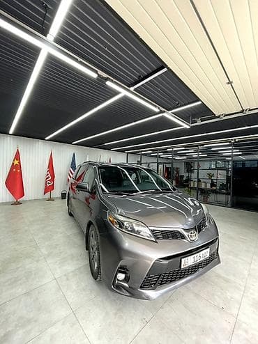 сиенна sienna: Toyota Sienna: 2019 г., Автомат, Бензин, Минивэн — 2