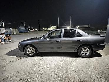 1995: Mitsubishi Galant: 1995 г., 1.8 л, Седан — 6