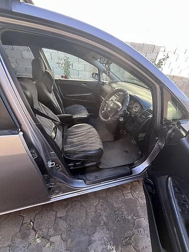 сгу в машине: Honda Stream: 2003 г., 2 л, Газ, Минивэн — 2