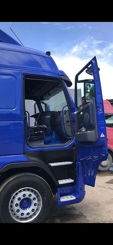 volvo robot: Тягач, Volvo, Изотермический — 3