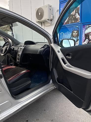 машына за 300000сом: Toyota Yaris: 2006 г., 1.3 л, Автомат, Бензин, Хетчбек — 7