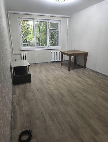 Квартиры: 2 комнаты, 43 м², 104 серия, 1 этаж, Косметический ремонт — 8